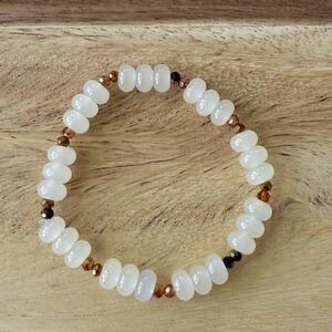 Clear and Brown Glass Beaded Bracelet